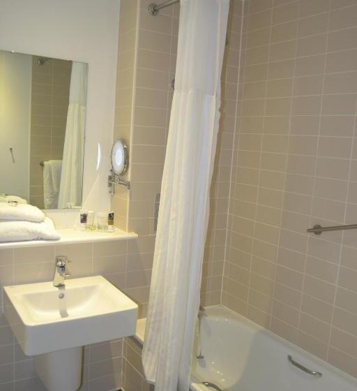 اتاق سوپریور, Mercure Darlington Kings