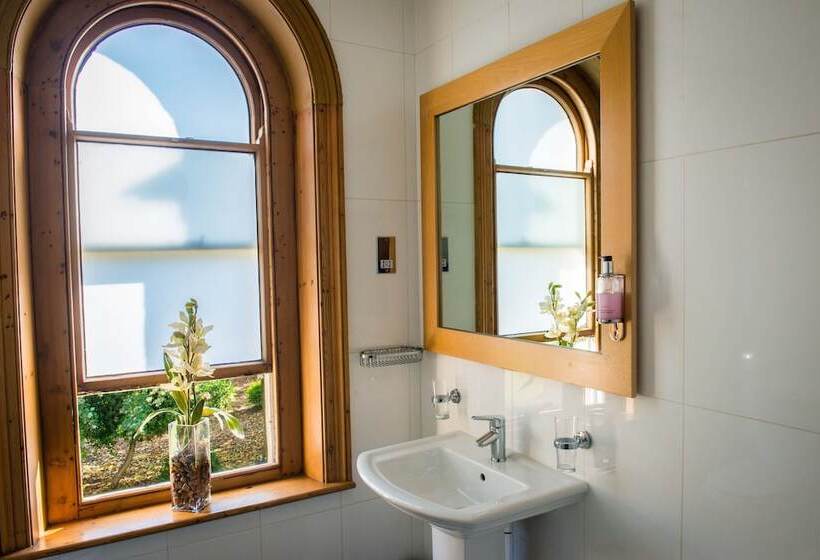اتاق اکونومی, Regent Hotel Doncaster
