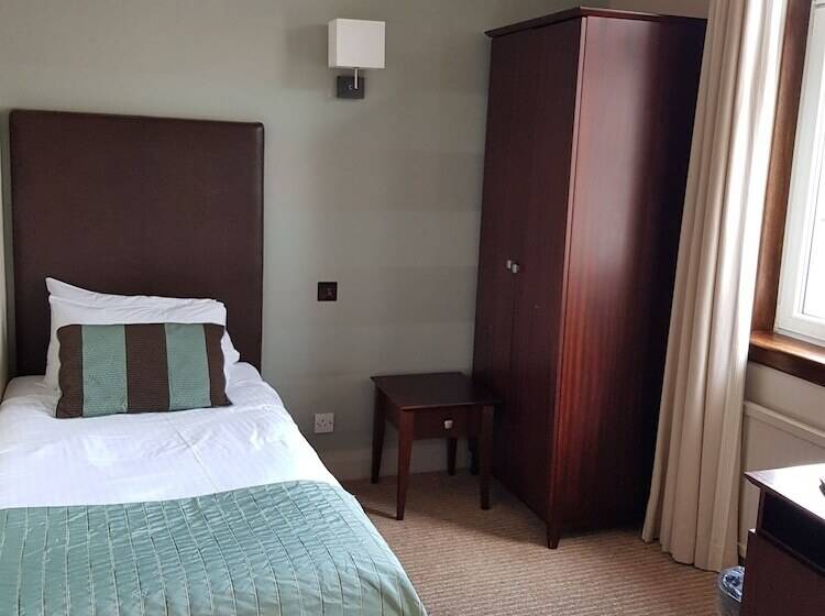 Standard Single Room, Rosslea Hall