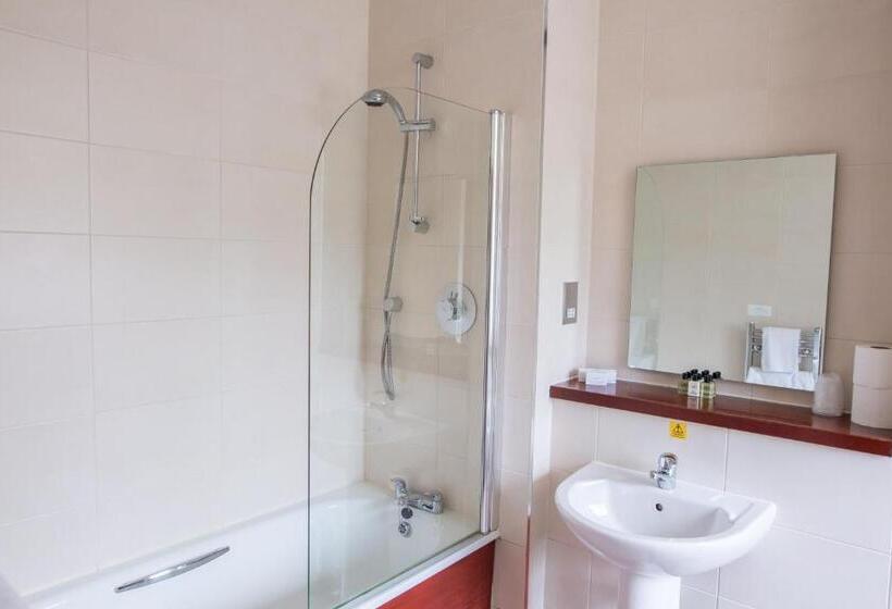 اتاق استاندارد با تخت بزرگ, Rosslea Hall