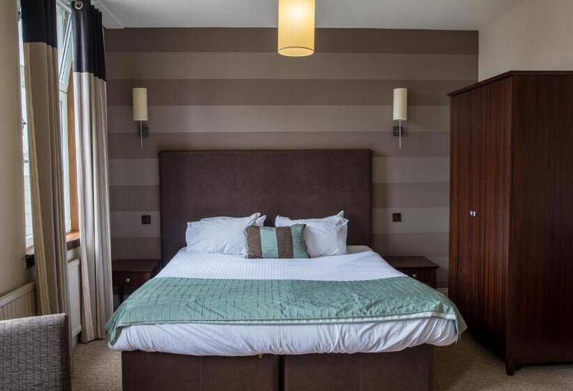 اتاق استاندارد با تخت بزرگ, Rosslea Hall