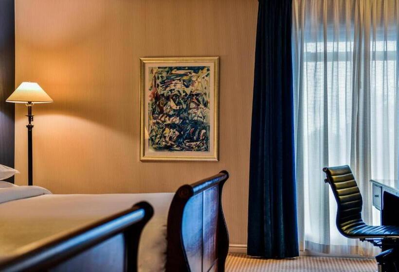 اتاق خانوادگی, Sheraton Skyline Hotel London Heathrow