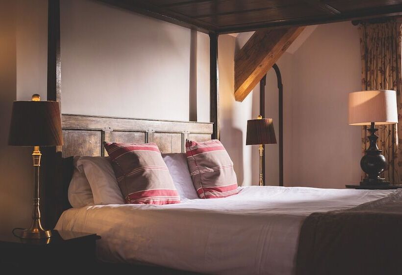 Deluxe Room, The Masons Arms