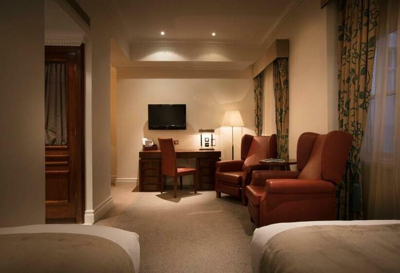 Quarto Estandar, The Royal Horseguards Hotel, London