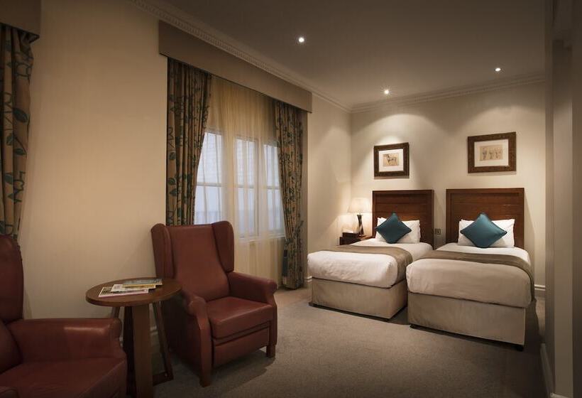 Quarto Estandar, The Royal Horseguards Hotel, London