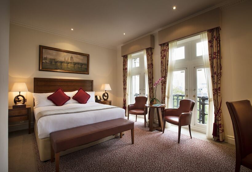 Quarto Deluxe Vista Jardim, The Royal Horseguards Hotel, London