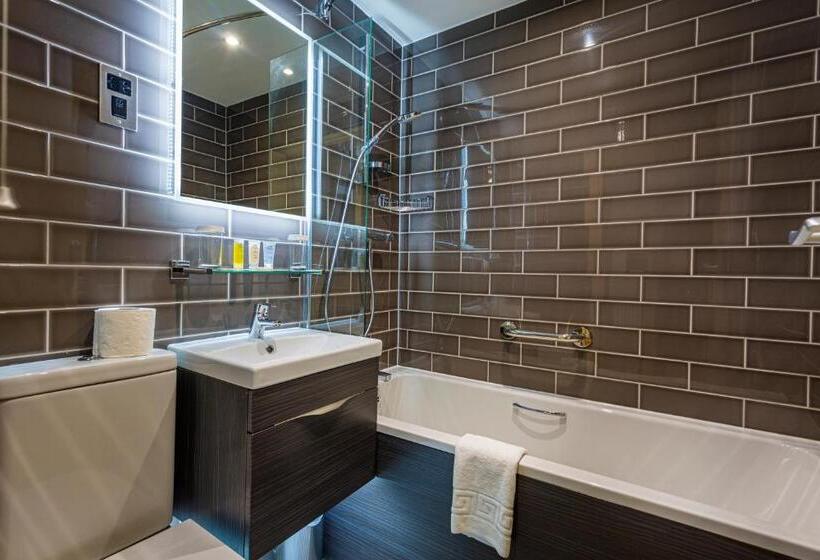 اتاق استاندارد, The Rutland Arms Hotel, Bakewell, Derbyshire