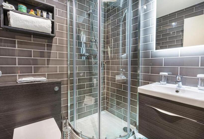 اتاق استاندارد, The Rutland Arms Hotel, Bakewell, Derbyshire