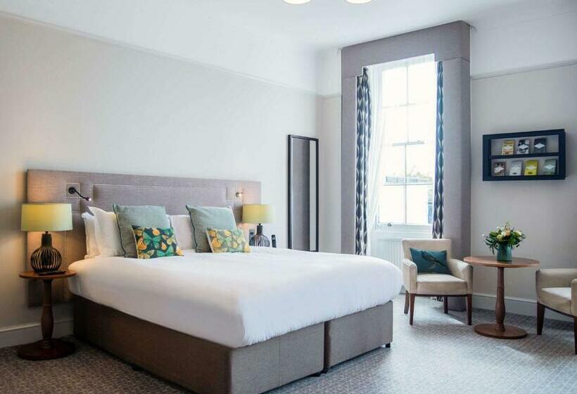 اتاق لوکس با تخت بزرگ, Queens Hotel Cheltenham