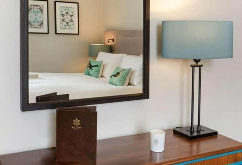 Quarto superior, Queen S  Cheltenham