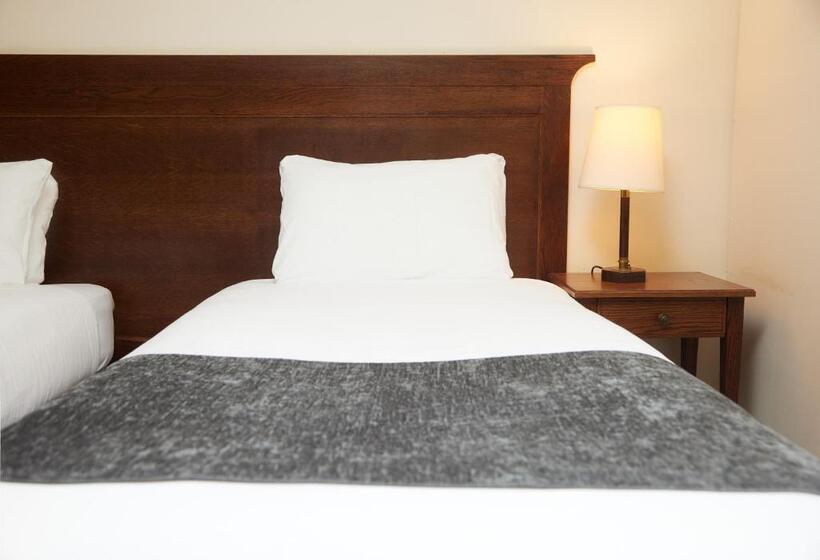 اتاق استاندارد, White Hart Hotel By Greene King Inns