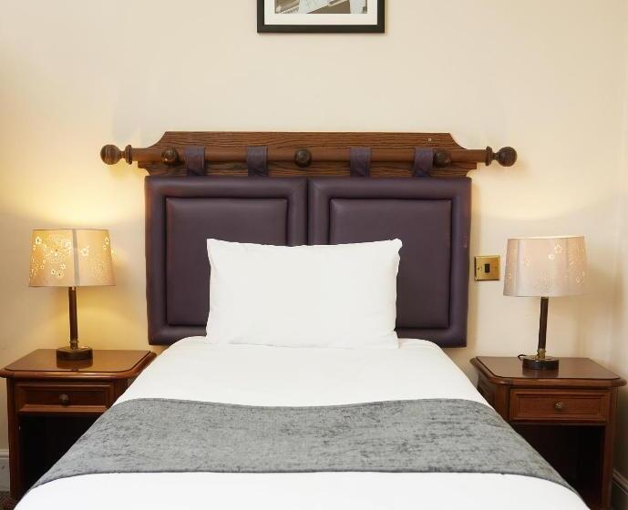 اتاق استاندارد یک نفره, White Hart Hotel By Greene King Inns