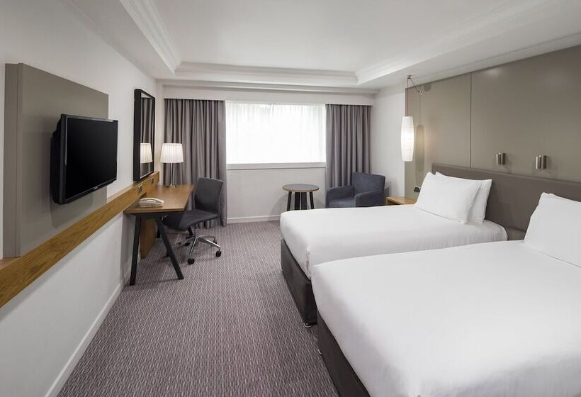 Standard Room Adapted for people with reduced mobility, Crowne Plaza Nottingham