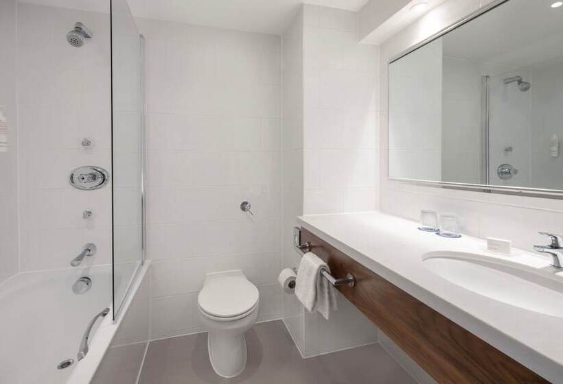 اتاق لوکس, Delta Hotels By Marriott Swansea