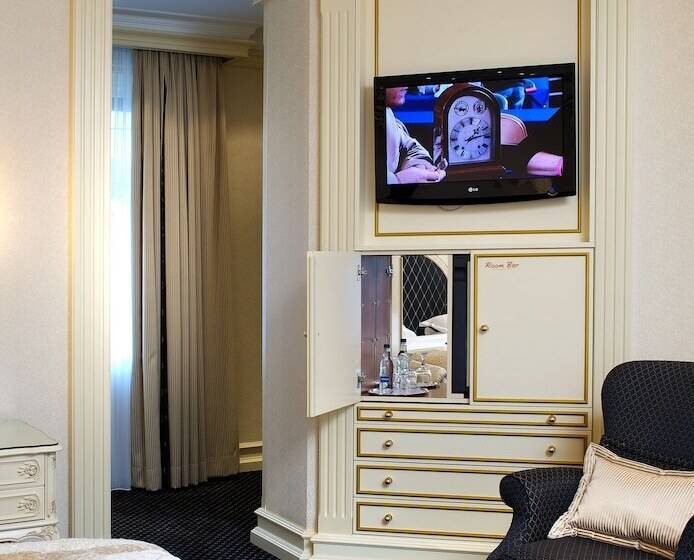 سوییت, Fredrick S Hotel Restaurant Spa