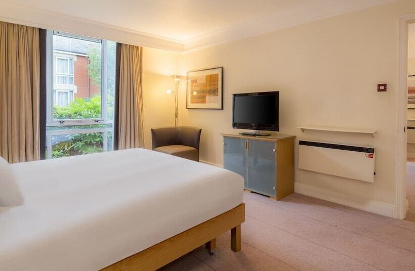 اتاق کلاس بیزنس, Hilton Leicester