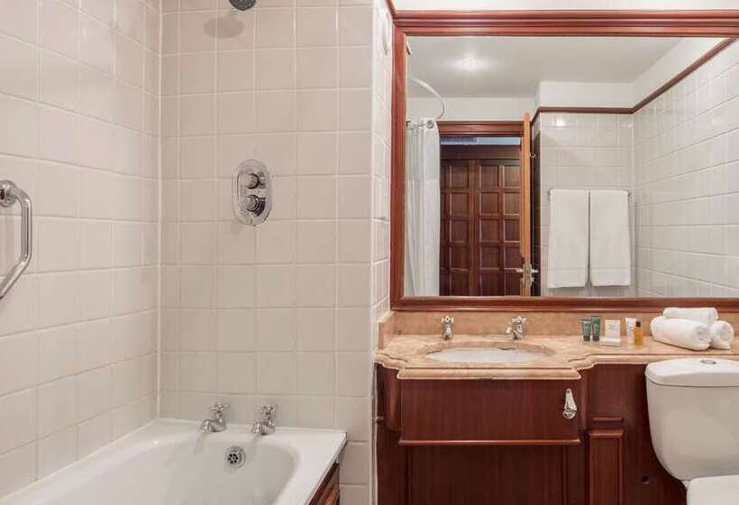 اتاق کلاس بیزنس, Hilton Leicester