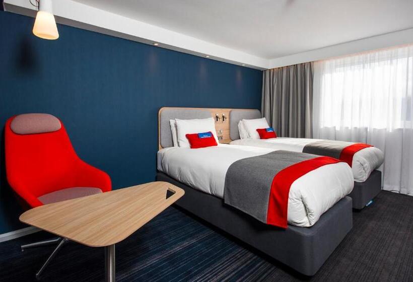 اتاق استاندارد برای معلولان, Holiday Inn Express Portsmouth – North, An Ihg