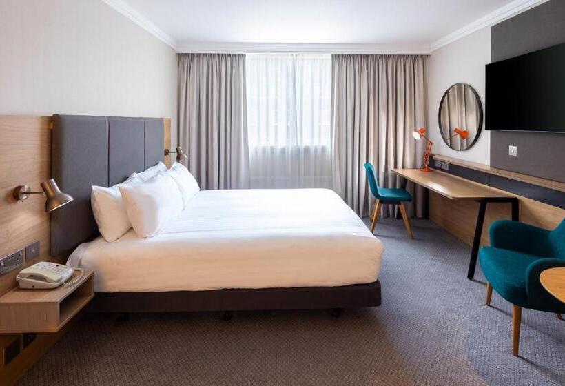 适合残疾人使用的标准间, Holiday Inn High Wycombe M40, Jct.4, An Ihg