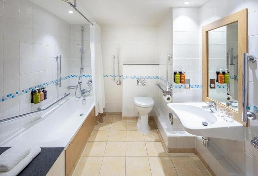 适合残疾人使用的标准间, Holiday Inn High Wycombe M40, Jct.4, An Ihg