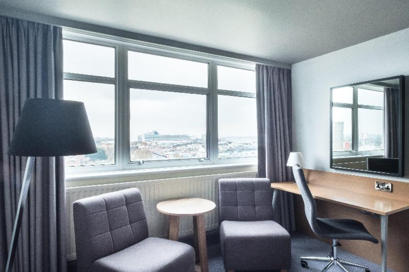 اتاق اجرایی با تخت بزرگ, Holiday Inn Southampton, An Ihg