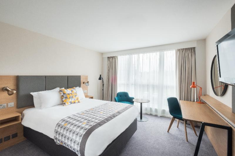 اتاق استاندارد با چشم‌انداز, Holiday Inn Southampton, An Ihg