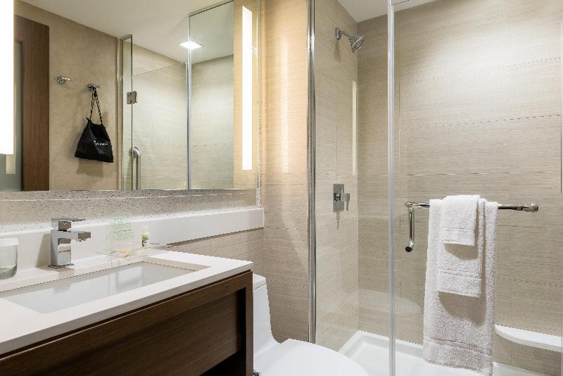 اتاق استاندارد سه نفره, Kensington Court Hotel   Earls Court