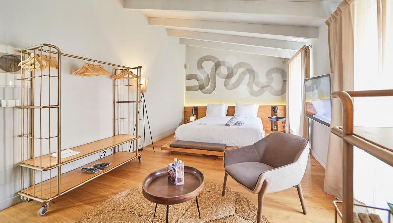 سوییت جونیور با چشم‌انداز جانبی دریا, La Toubana Hotel & Spa