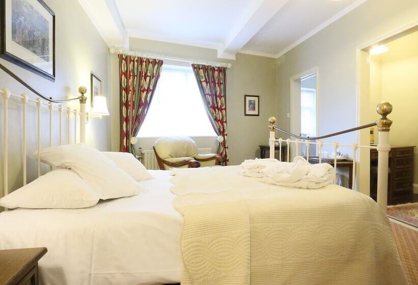 سوییت, The Lion Hotel Shrewsbury