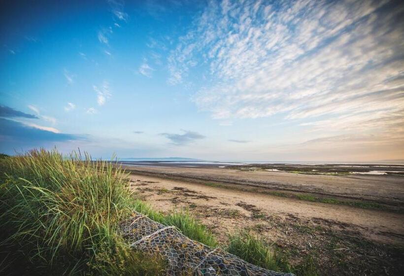 Quarto Estandar Vista Mar, Marine Troon