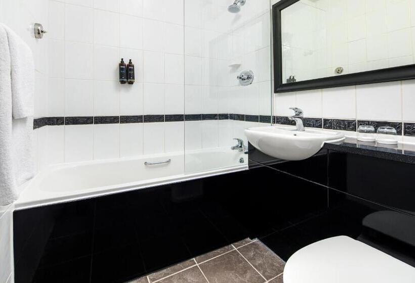 اتاق سوپریور با چشم‌انداز دریا, Mercure Ayr