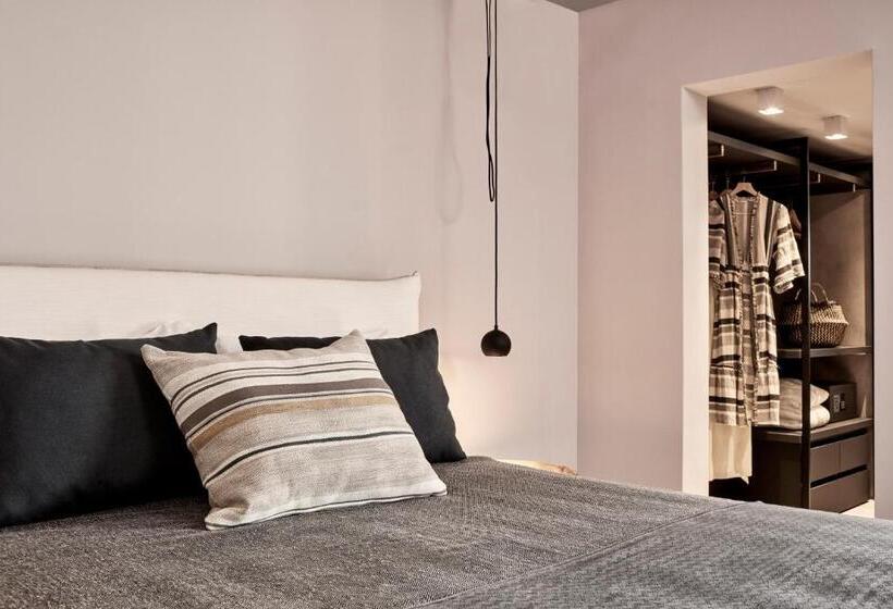 بانگلوی استاندارد با چشم‌انداز دریا, Minos Beach Art Hotel, A Member Of Design Hotels
