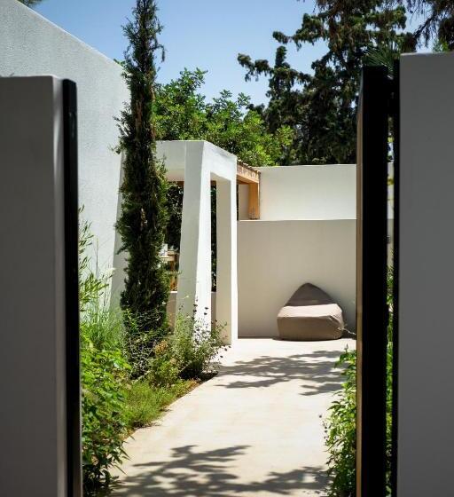 بانگلوی سوپریور, Minos Beach Art Hotel, A Member Of Design Hotels