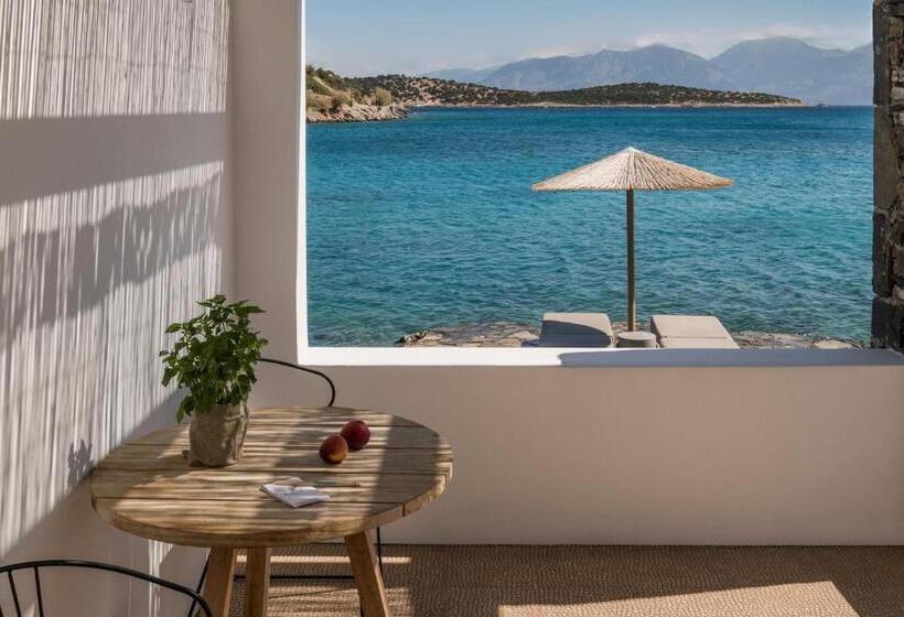 Standard Bungalow mit Meerblick, Minos Beach Art