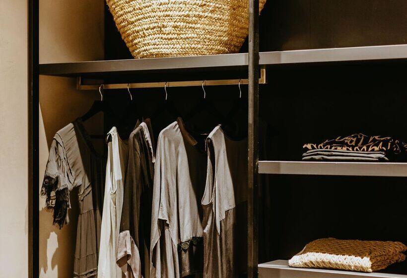 بانگلوی سوپریور, Minos Beach Art Hotel, A Member Of Design Hotels