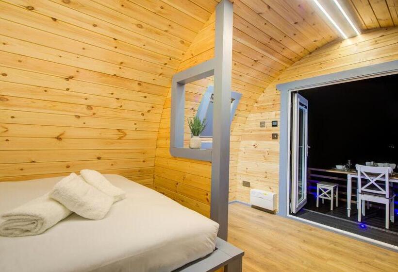 کلبه ییلاقی سوپریور یک خوابه, Onich Hotel & Lochside Beach Pods