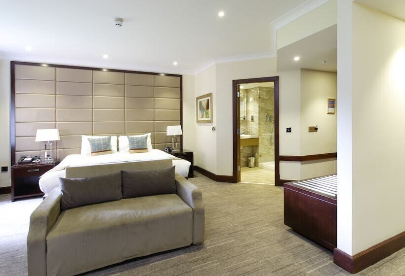 Family Room, Ramada By Wyndham Birmingham Solihull