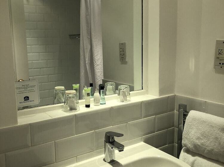 اتاق سوپریور, Best Western Red Lion
