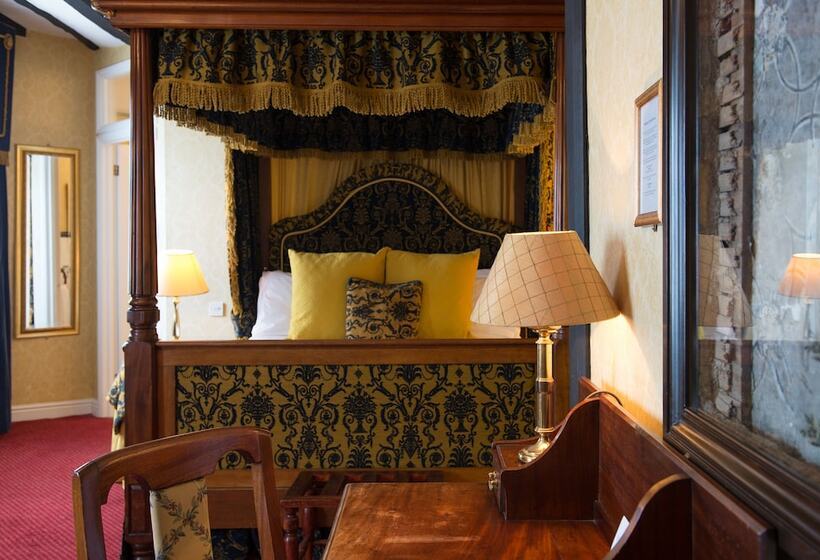 سوییت جونیور, Best Western Red Lion