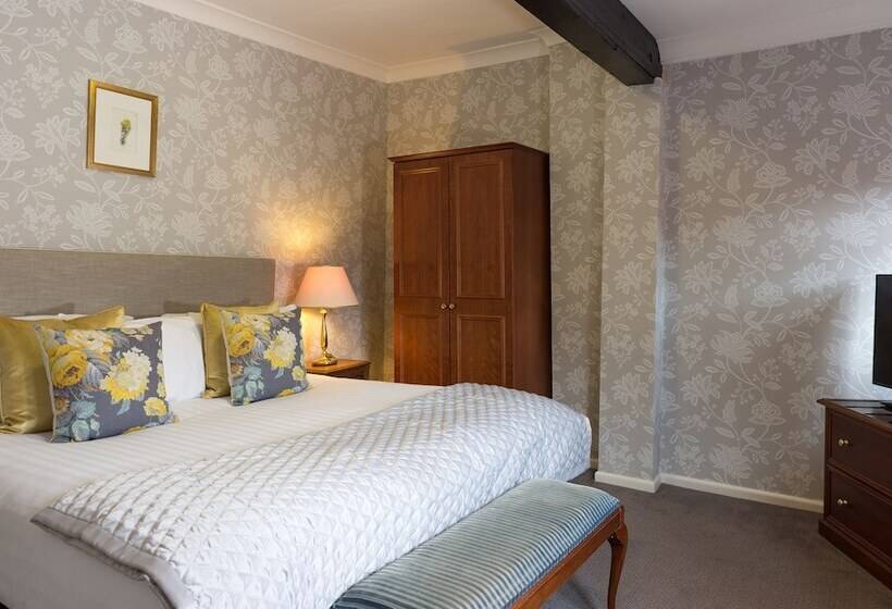 سوییت جونیور, Best Western Red Lion