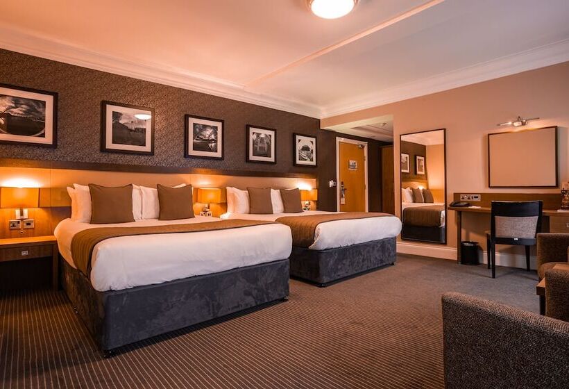 اتاق استاندارد چهار تخته, Royal Station Hotel  Part Of The Cairn Collection