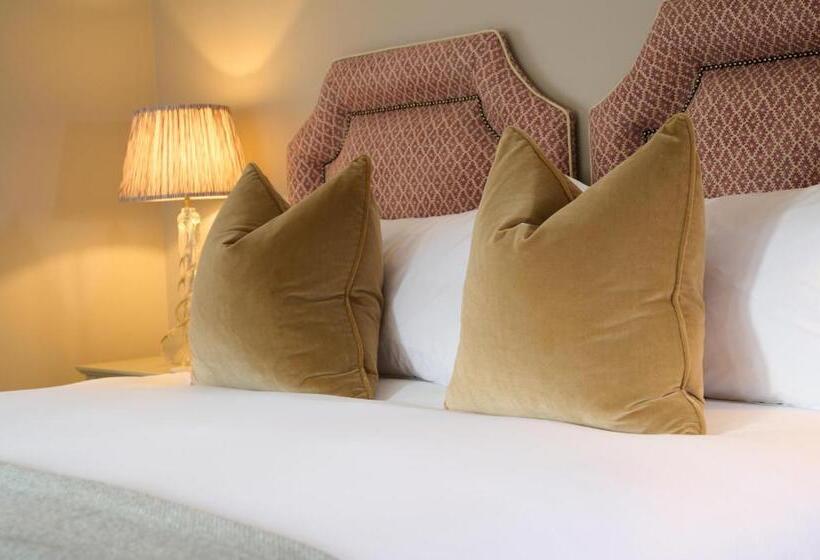 Superior Room, The Angel Inn, Stoke By Nayland