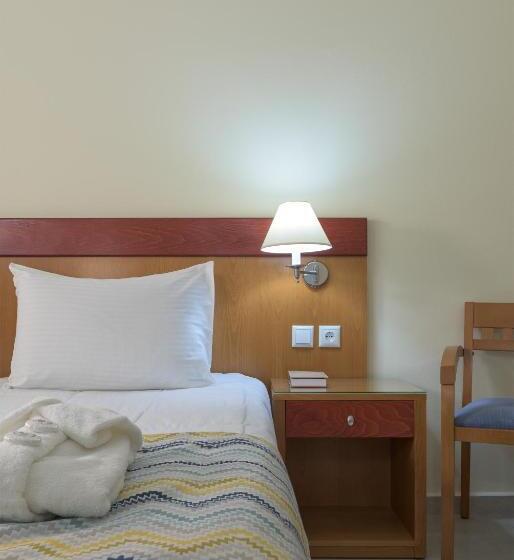 Habitació Triple Estàndard, Avra Beach Resort