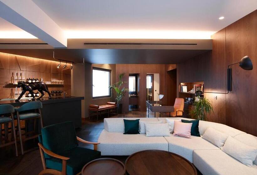 Suite Presidencial, Brown Acropol, A Member Of Brown Hotels