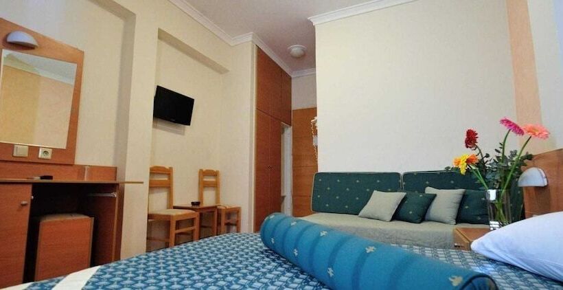 Standard Triple Room Sea View, Adonis City