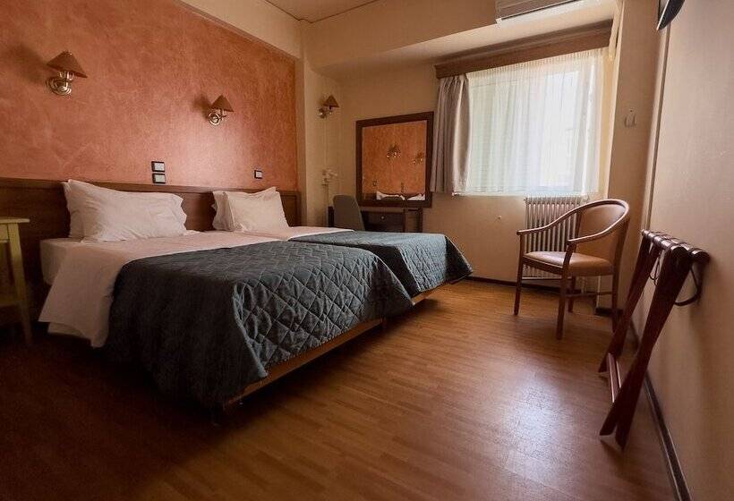 اتاق استاندارد یک نفره, Anemoni Piraeus