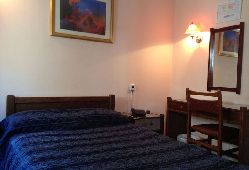 Standard Single Room, Anemoni