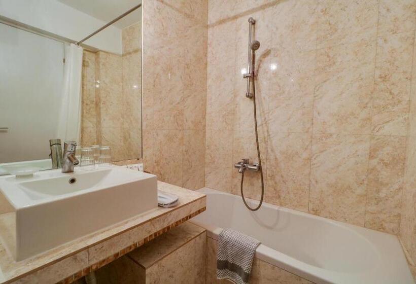 اتاق سوپریور با چشم‌انداز جانبی دریا, Palace Hotel Glyfada