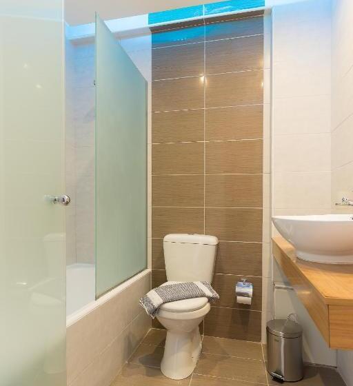 اتاق کلاسیک در طبقه همکف, City Center