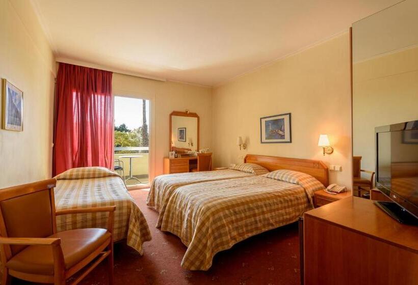 Economy Triple Room, Congo Palace